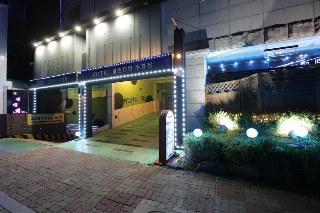 情人酒店 高阳市 外观 照片