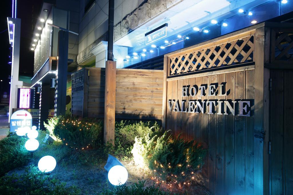 情人酒店 高阳市 外观 照片